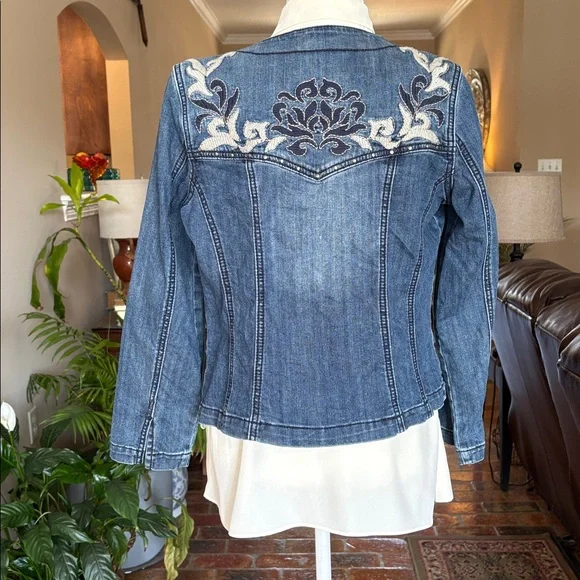 Reba Embroidered Blue Denim Jacket size S - Picture 4 of 9